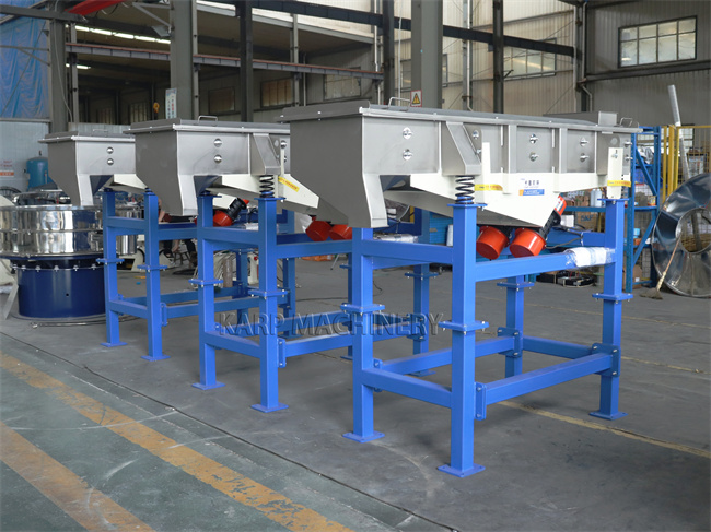 3 sets linear vibrating screen