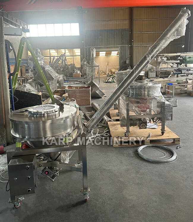 Conveyor with iris valve