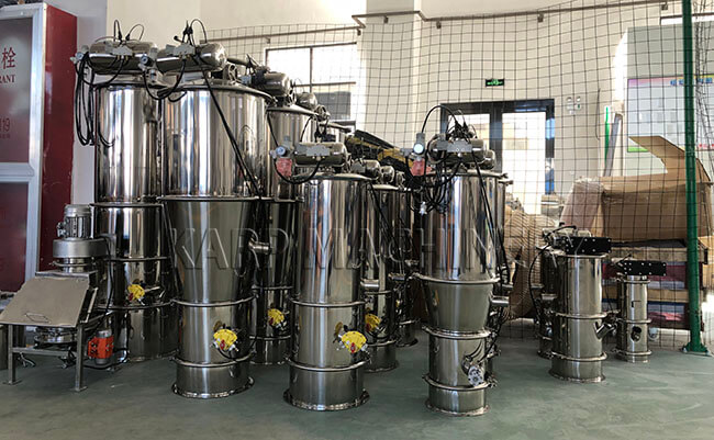 Different size of vacuum feeder
