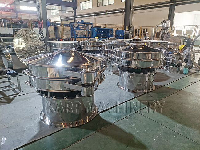 Multipul vibrating screens